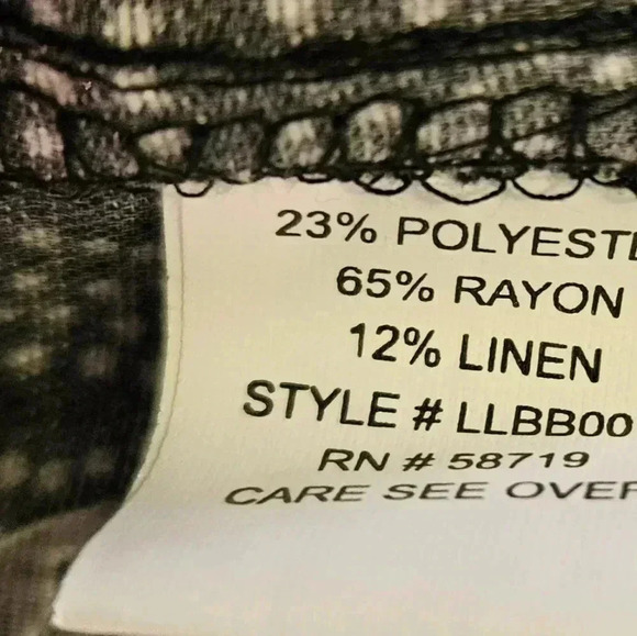 Choices Woman Floral Print Button Down Sheer Blouse (1X) - Picture 5 of 7